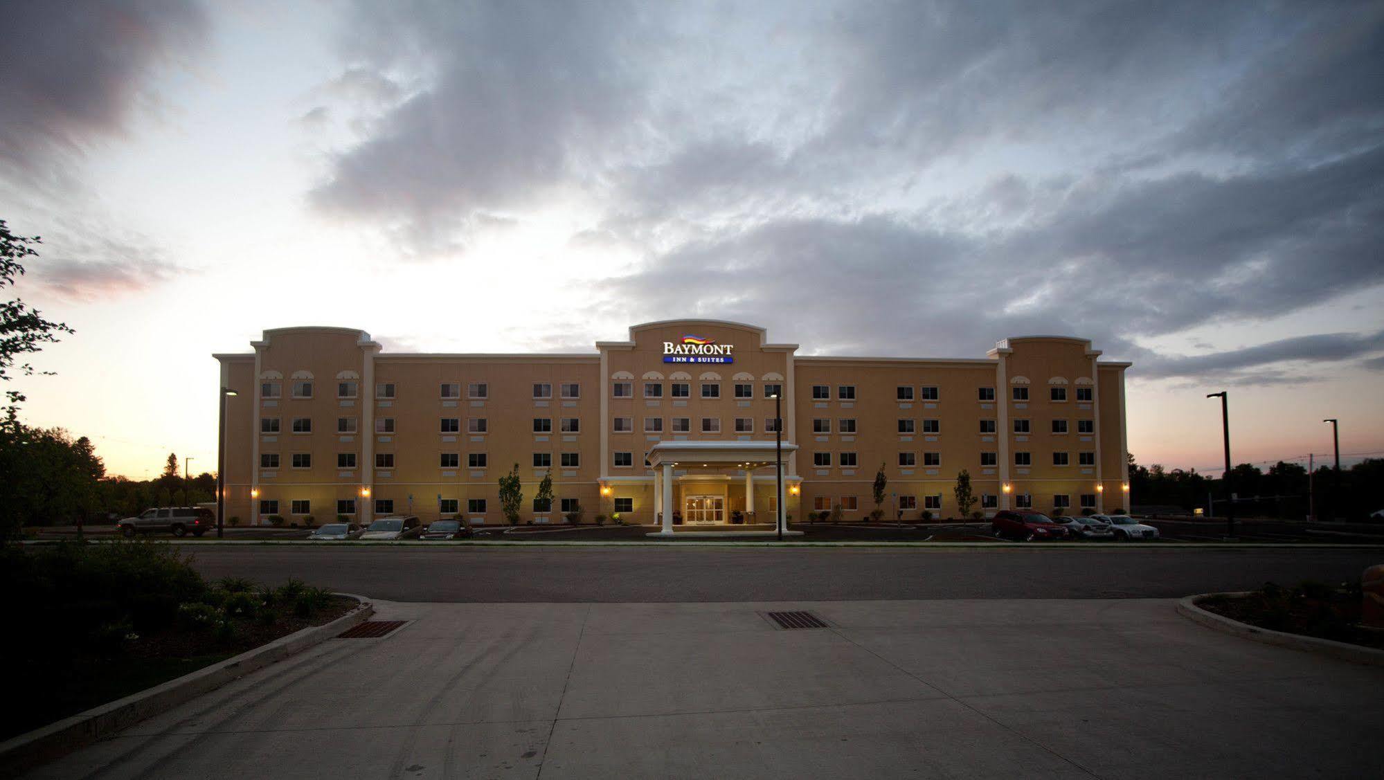 Baymont By Wyndham Erie Otel Kearsarge Dış mekan fotoğraf